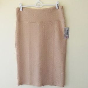 Lularoe NWT Cassie M Cream Off White Pencil Skirt